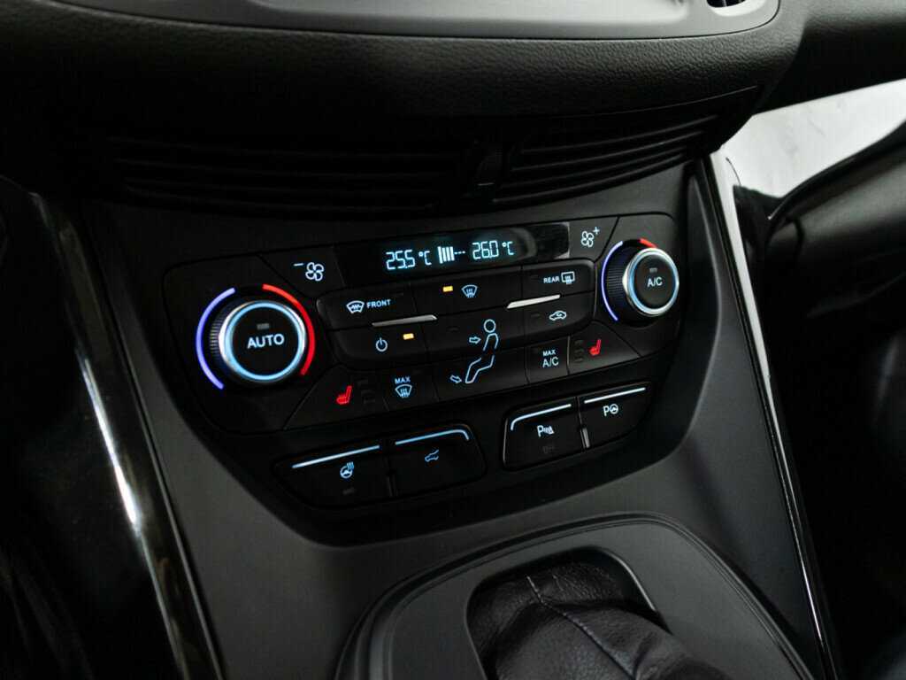 Ford Kuga б/у, 2017, Автоматическая. Фото: #17