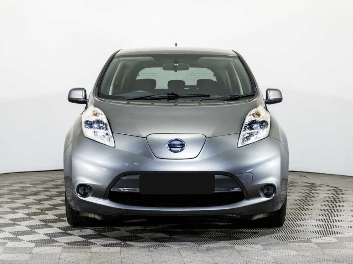 Nissan Leaf б/у, 2013, Автоматическая. Фото: #1
