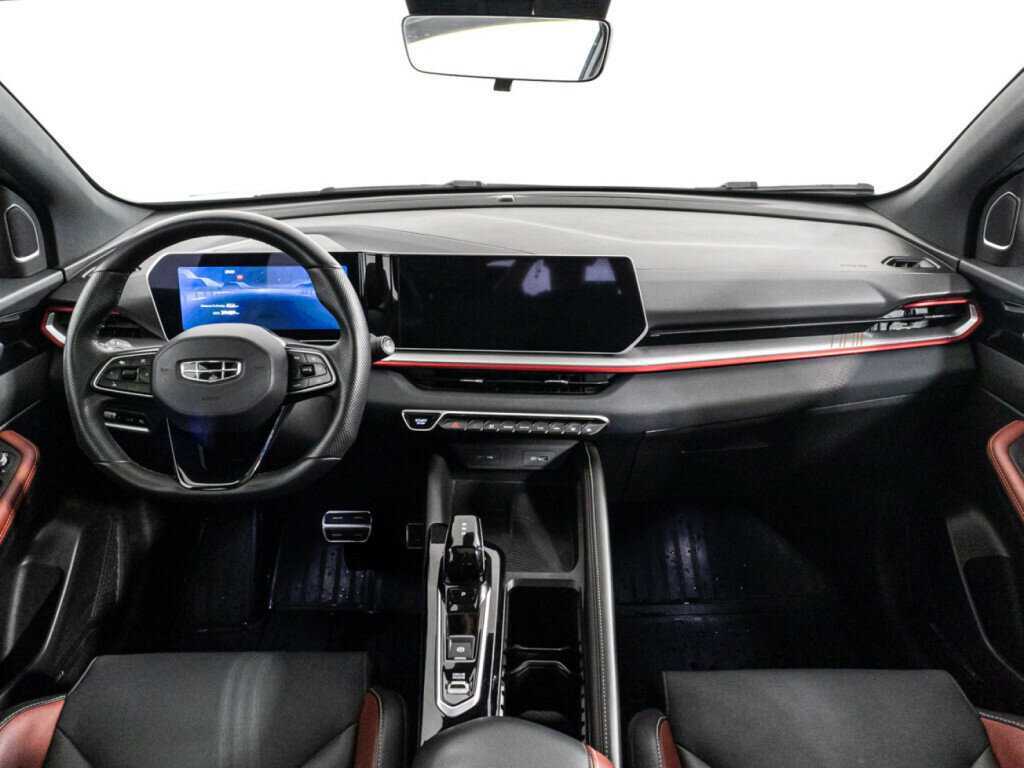 Geely Coolray б/у, 2023, Роботизированная. Фото: #12