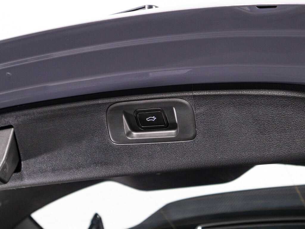 Geely Coolray б/у, 2023, Роботизированная. Фото: #14