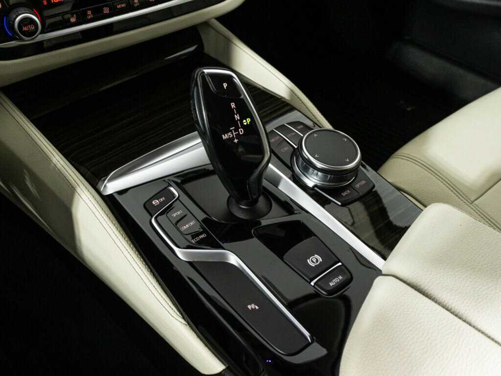 BMW 5 серии б/у, 2016, Автоматическая. Фото: #19