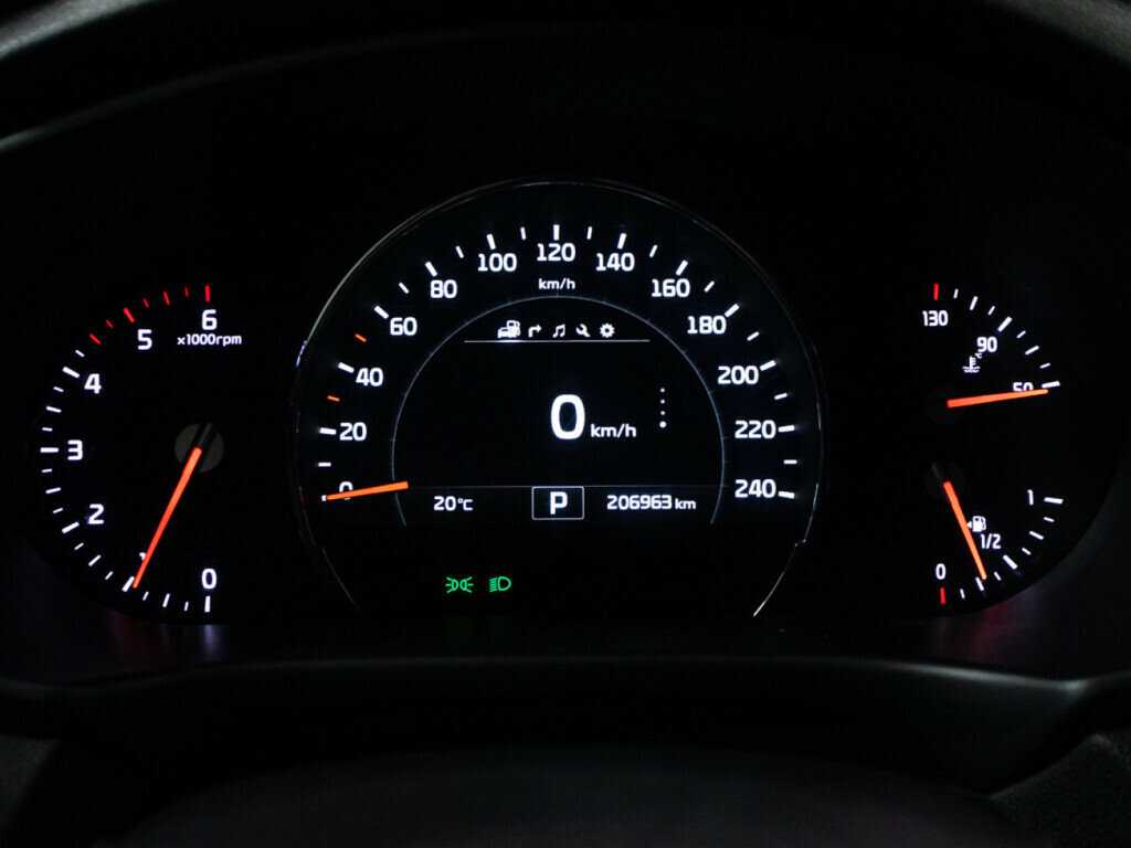 Kia Sorento б/у, 2016, Автоматическая. Фото: #11