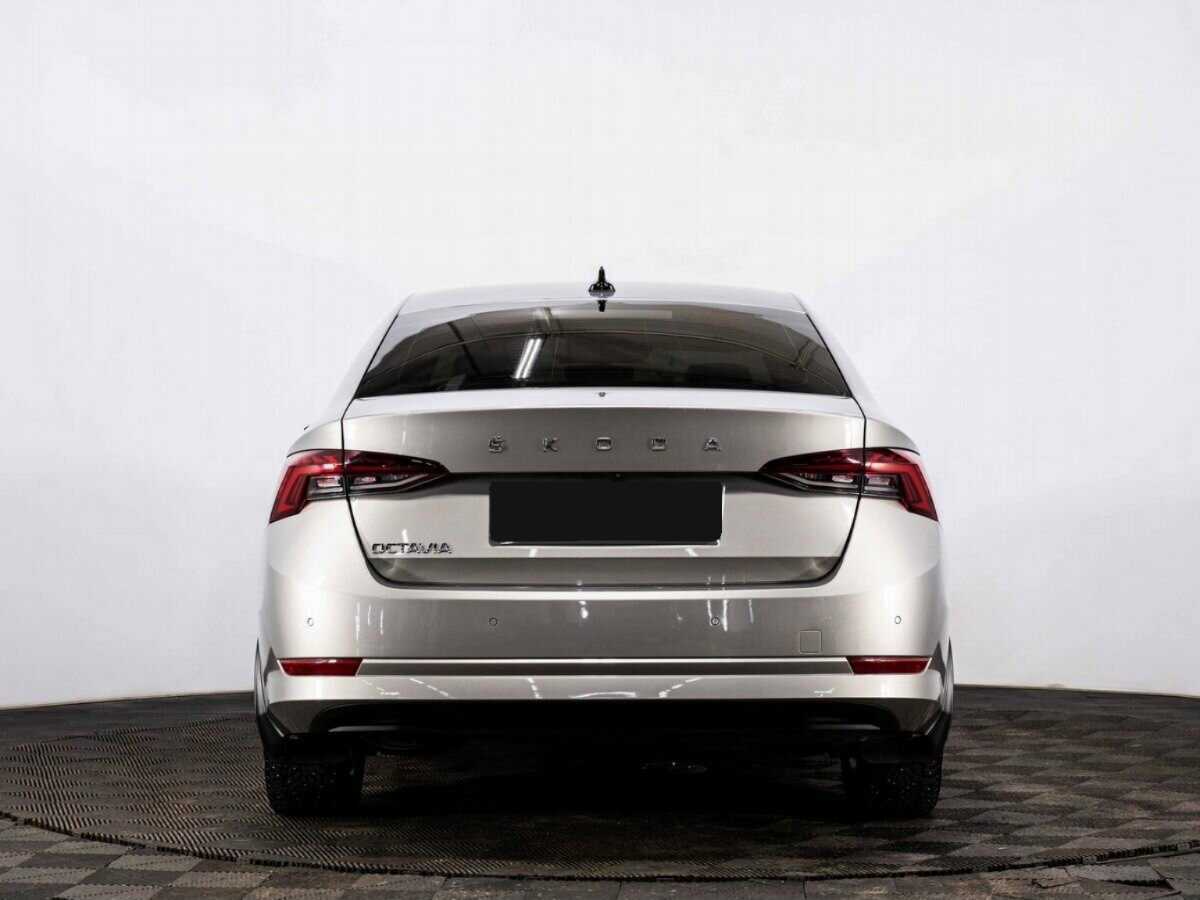 Skoda Octavia б/у, 2021, Автоматическая. Фото: #4