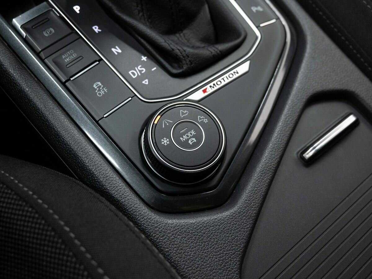 Volkswagen Tiguan б/у, 2017, Роботизированная. Фото: #24