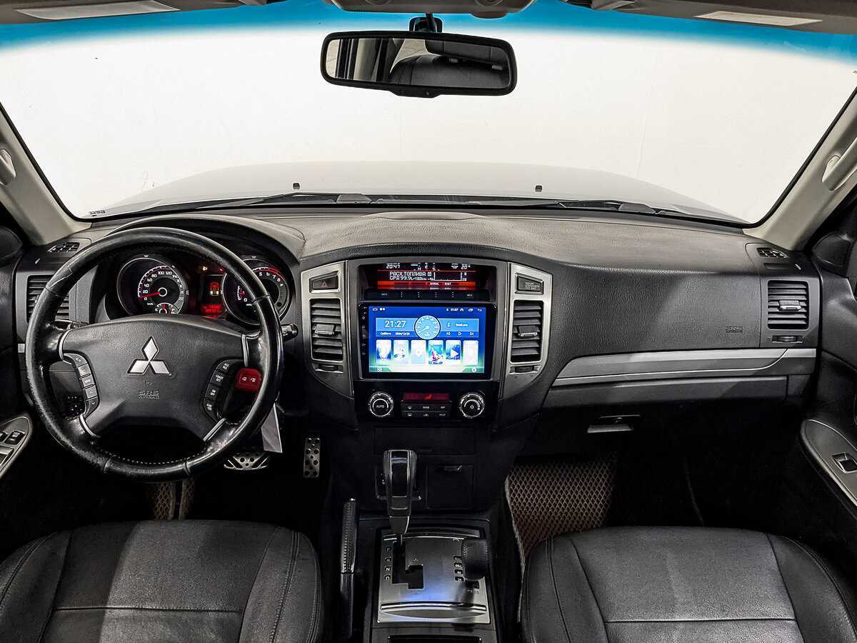 Mitsubishi Pajero б/у, 2014, Автоматическая. Фото: #13