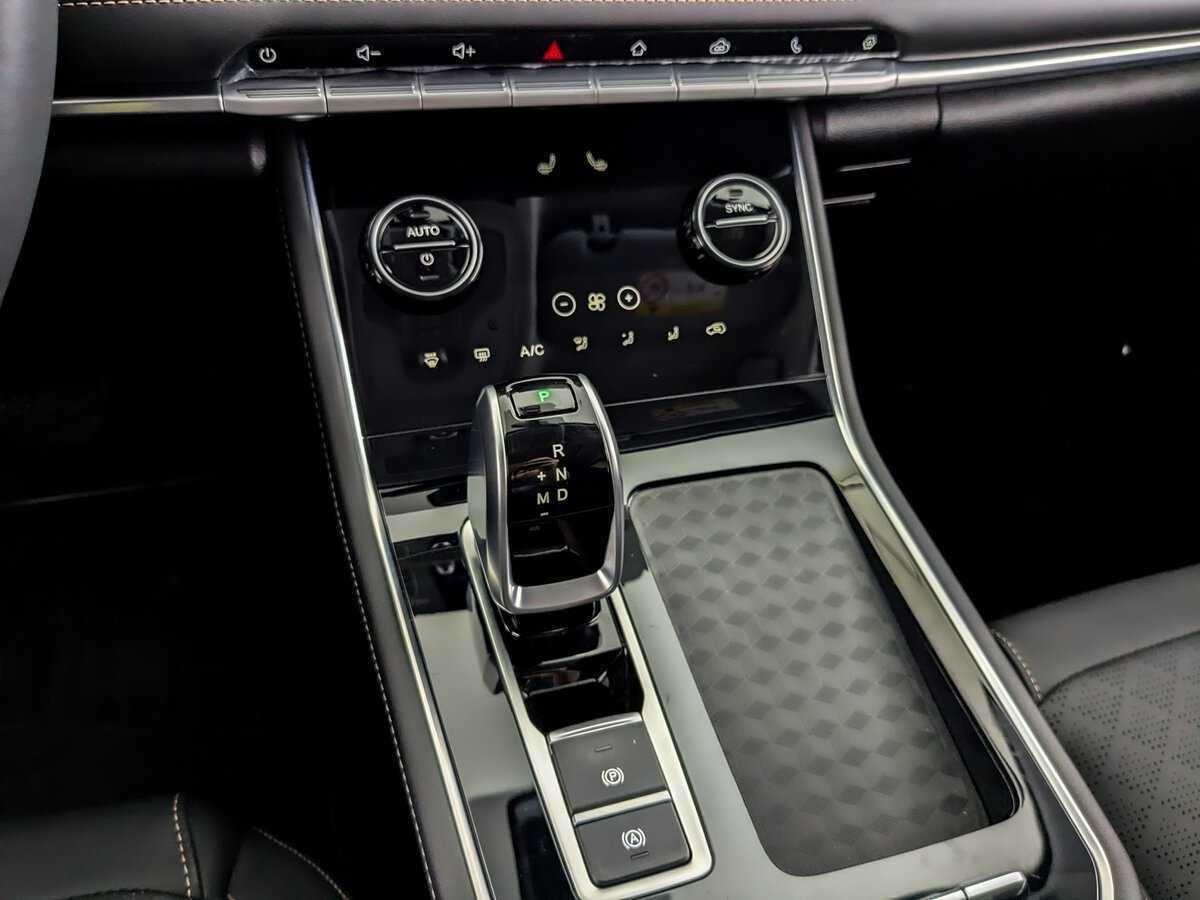 Chery Tiggo 8 б/у, 2024, Роботизированная. Фото: #25