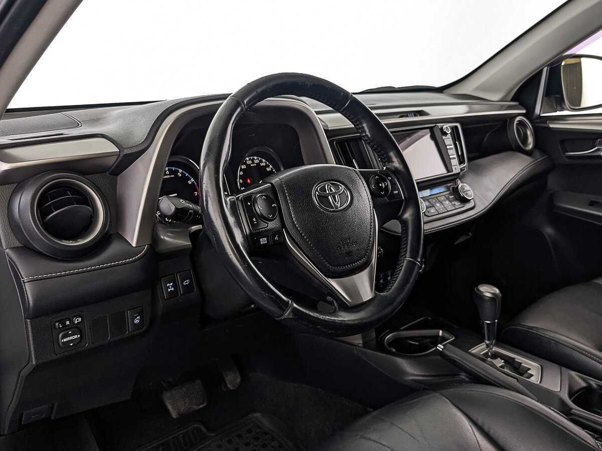 Toyota RAV4 б/у, 2018, Автоматическая. Фото: #12