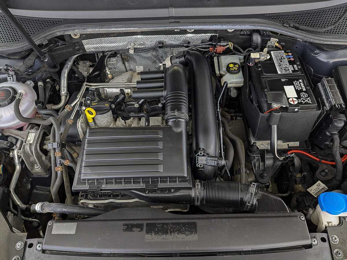 Volkswagen Passat б/у, 2019, Роботизированная. Фото: #8