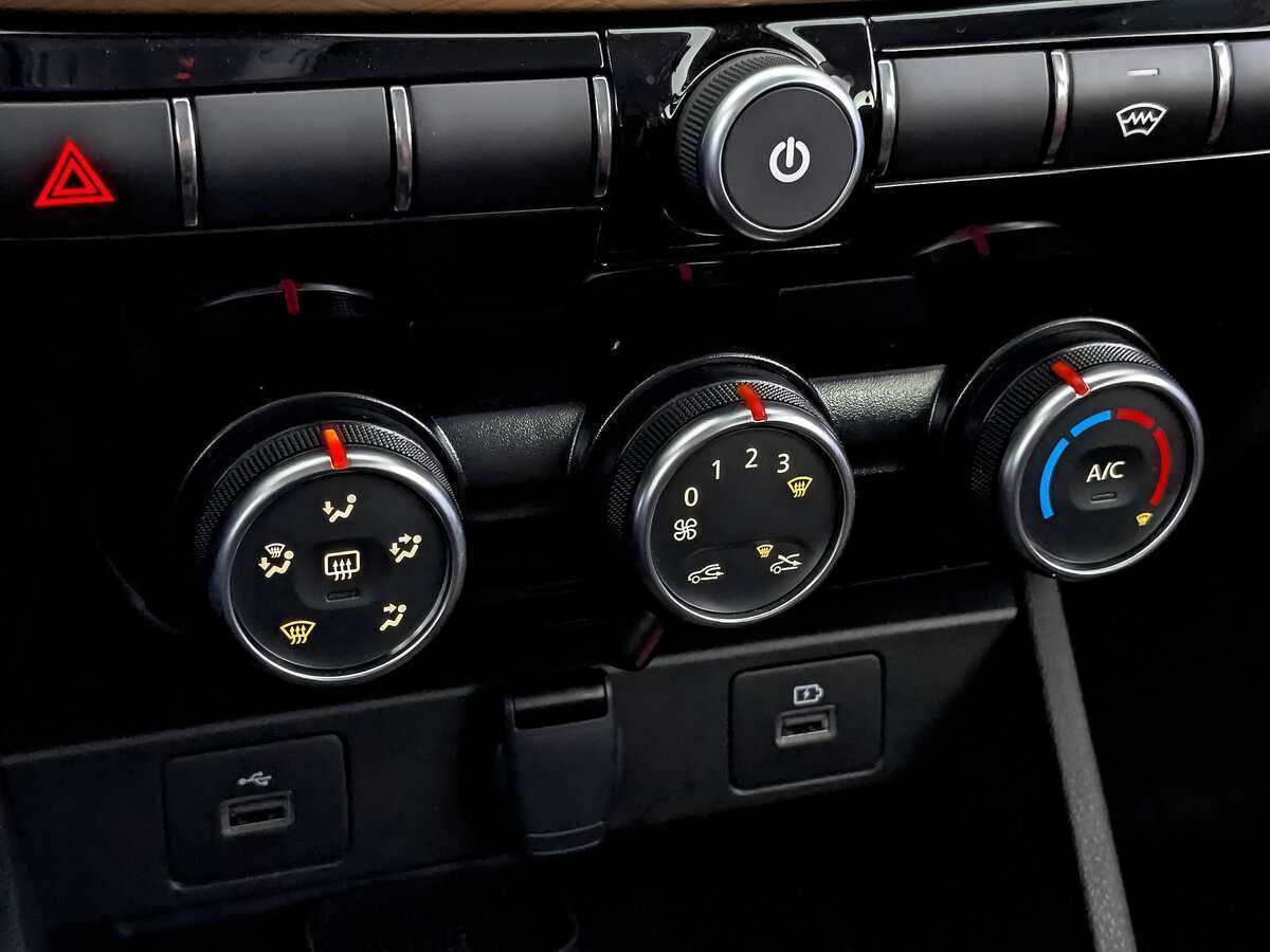 Lada (ВАЗ) Vesta б/у, 2024, Механическая. Фото: #20