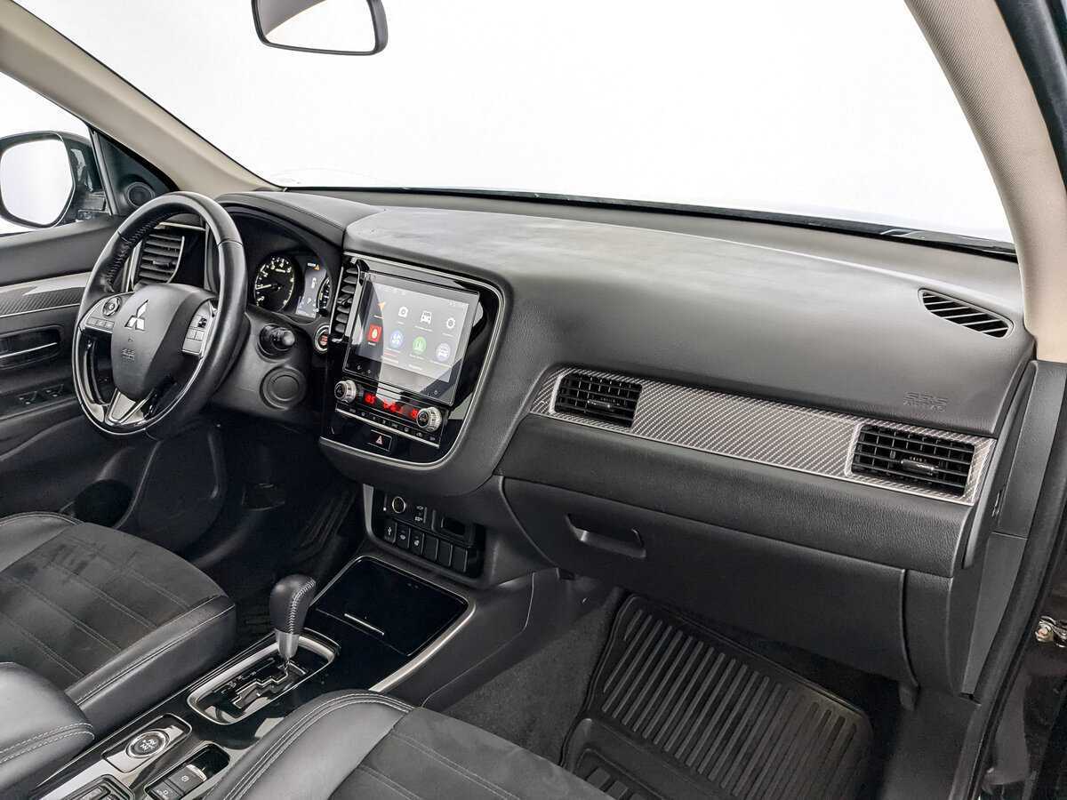 Mitsubishi Outlander б/у, 2021, Вариатор. Фото: #10