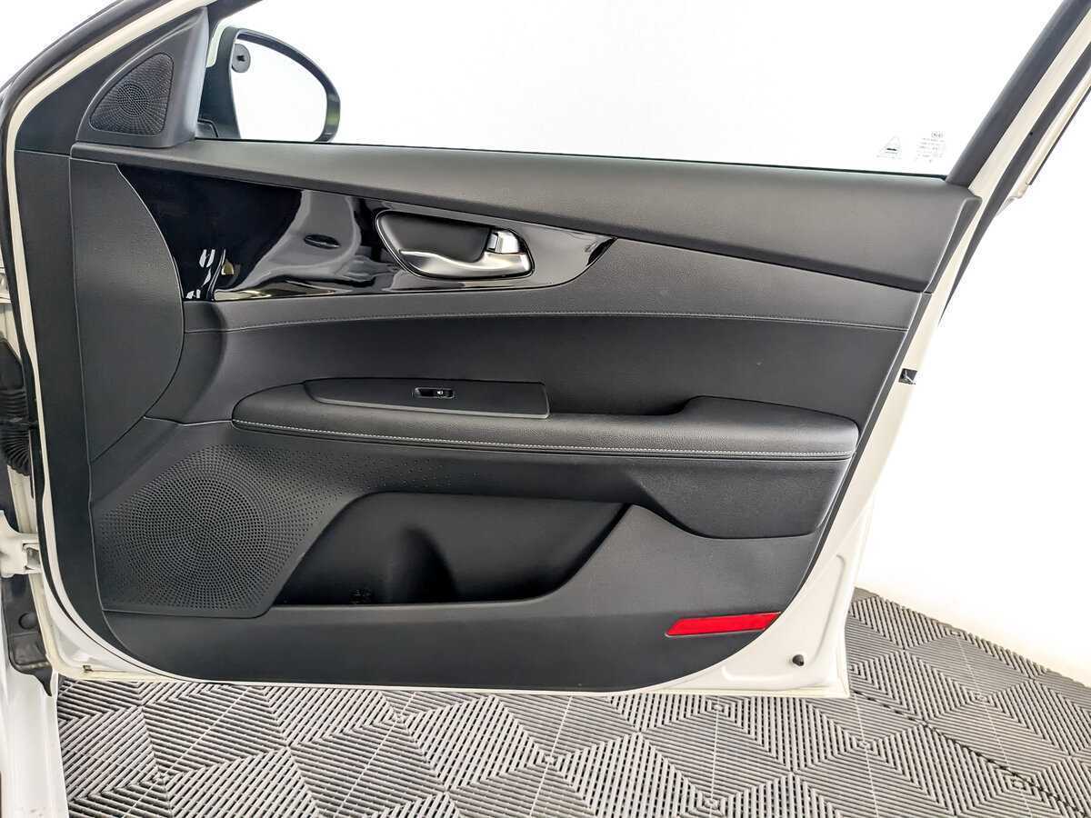 Kia Cerato б/у, 2020, Автоматическая. Фото: #23