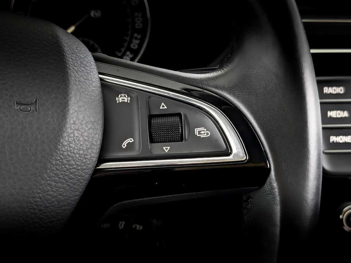 Skoda Superb б/у, 2018, Роботизированная. Фото: #26