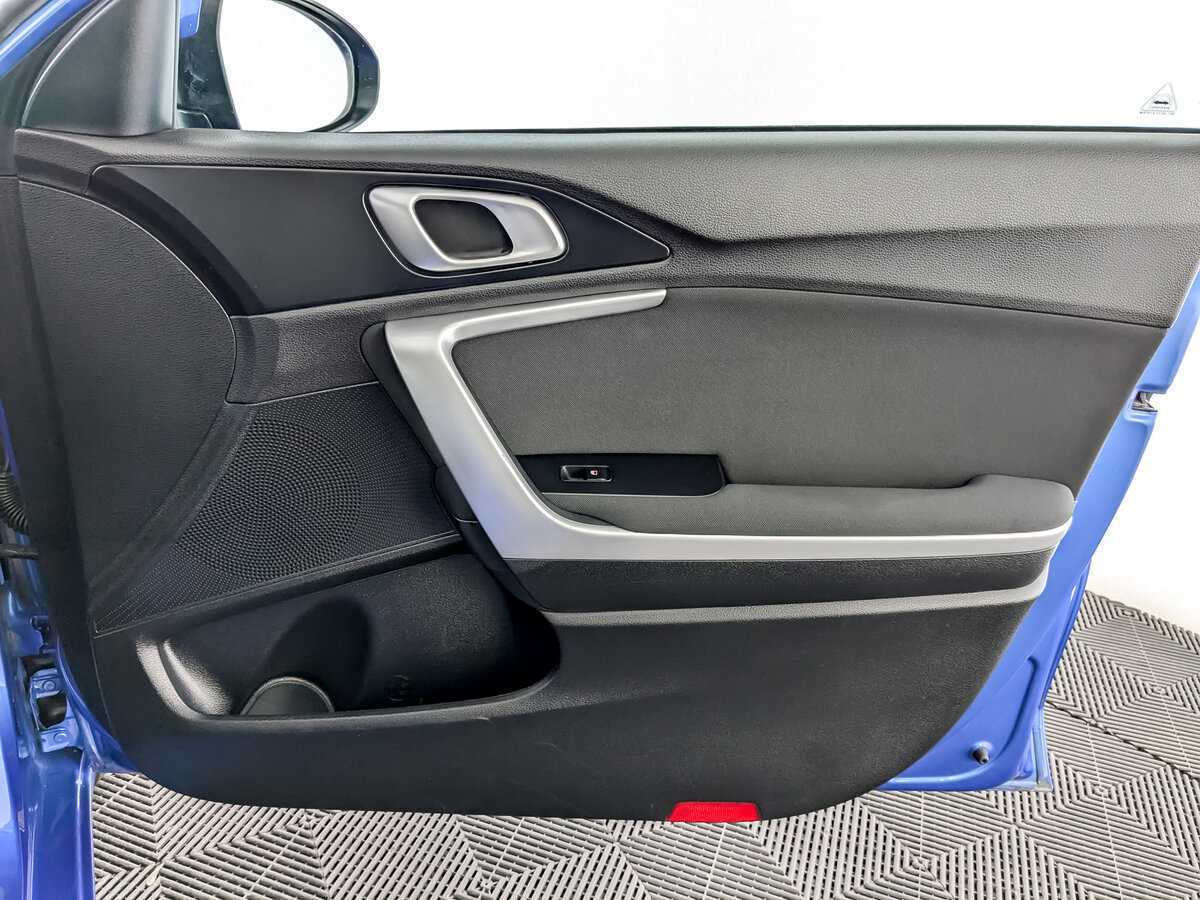 Kia Ceed б/у, 2022, Автоматическая. Фото: #22
