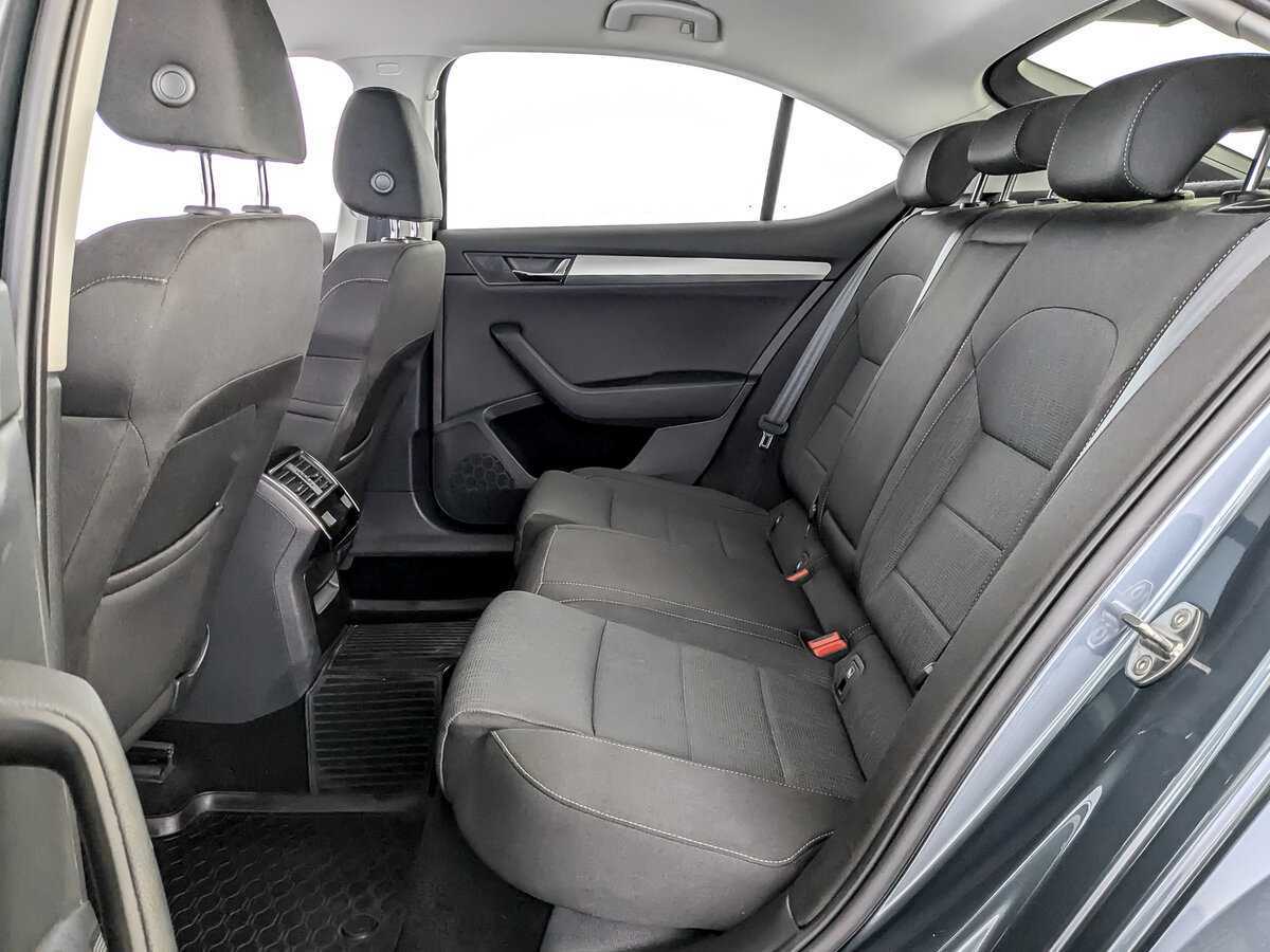 Skoda Superb б/у, 2019, Роботизированная. Фото: #11