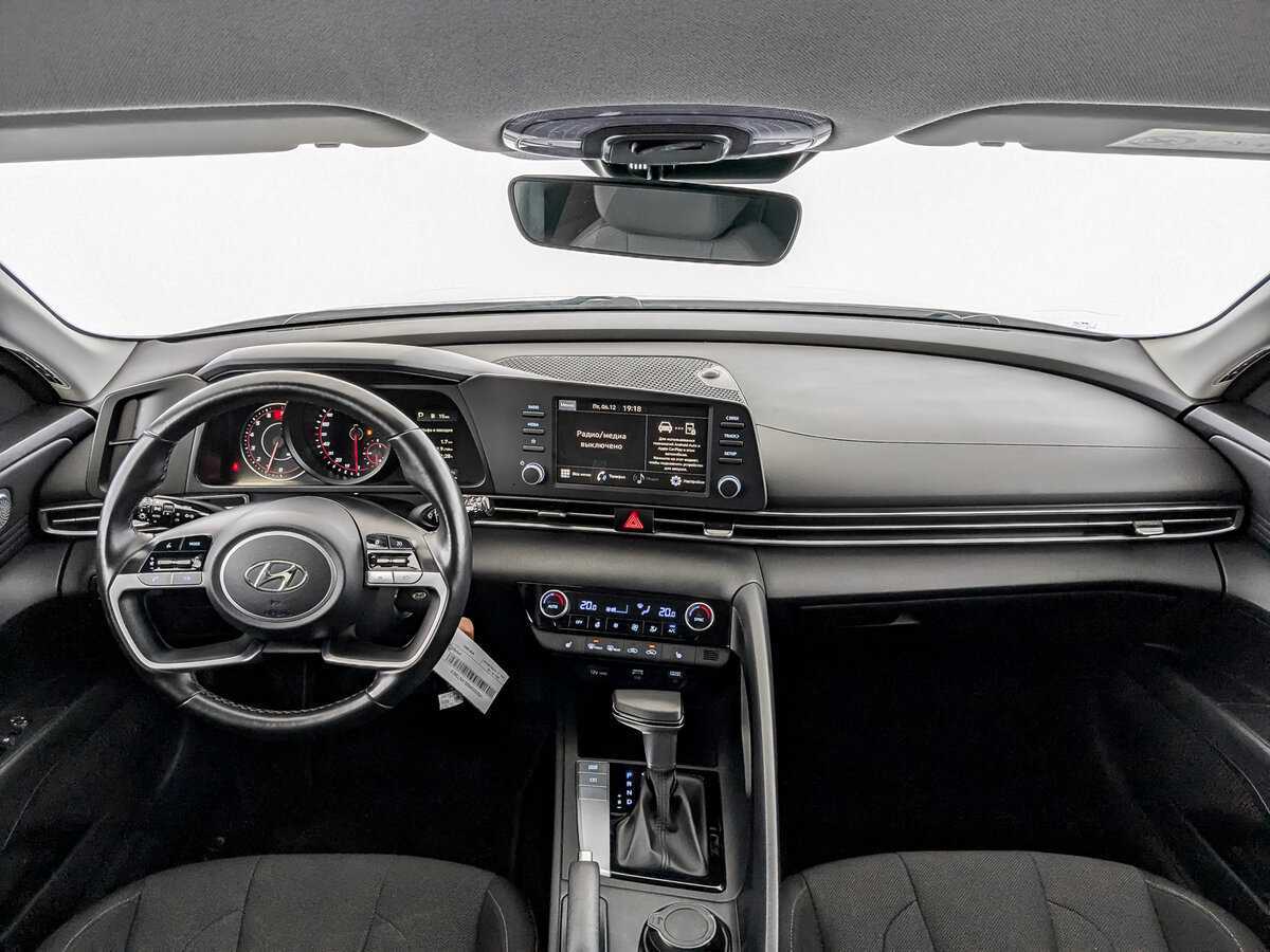 Hyundai Elantra б/у, 2021, Автоматическая. Фото: #13