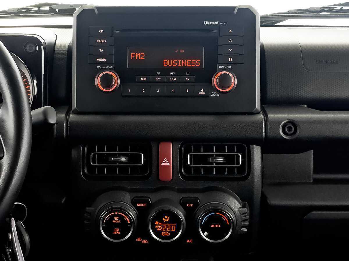 Suzuki Jimny б/у, 2021, Автоматическая. Фото: #16