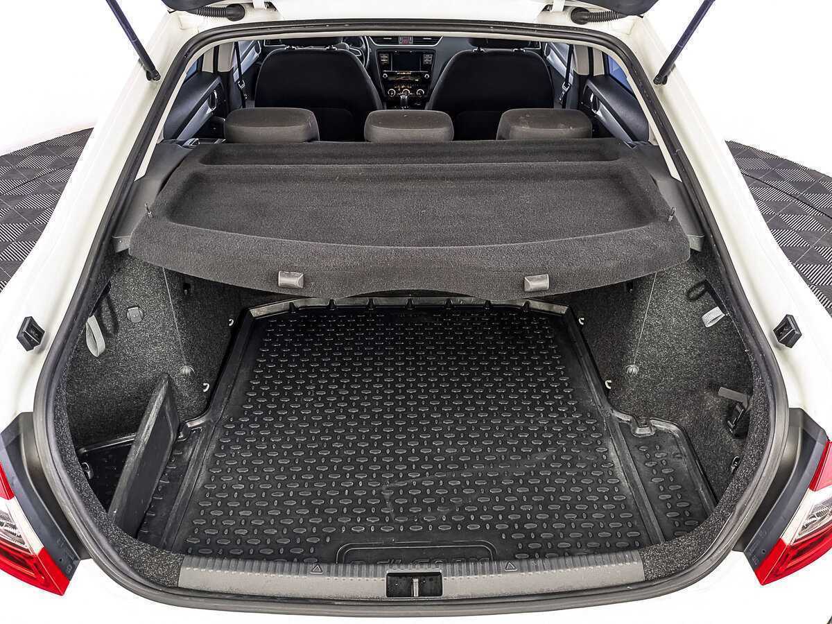 Skoda Octavia б/у, 2020, Роботизированная. Фото: #9