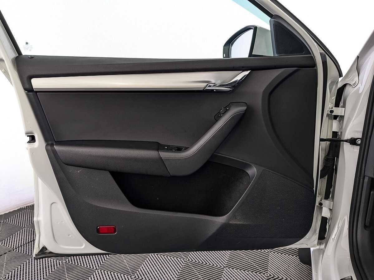 Skoda Octavia б/у, 2020, Роботизированная. Фото: #16