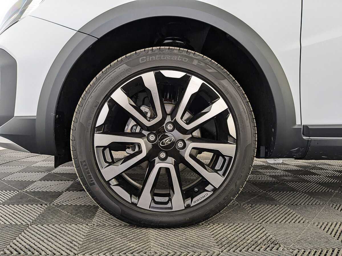 Lada (ВАЗ) Vesta б/у, 2024, Механическая. Фото: #11