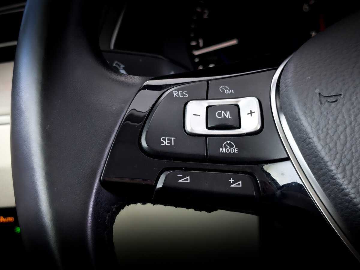 Volkswagen Passat б/у, 2017, Роботизированная. Фото: #27