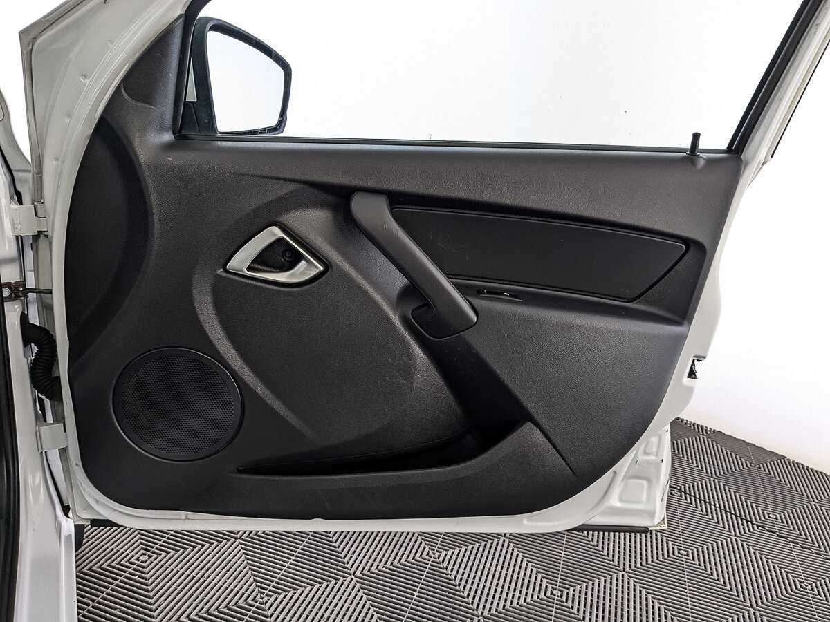 Lada (ВАЗ) Granta б/у, 2023, Механическая. Фото: #24