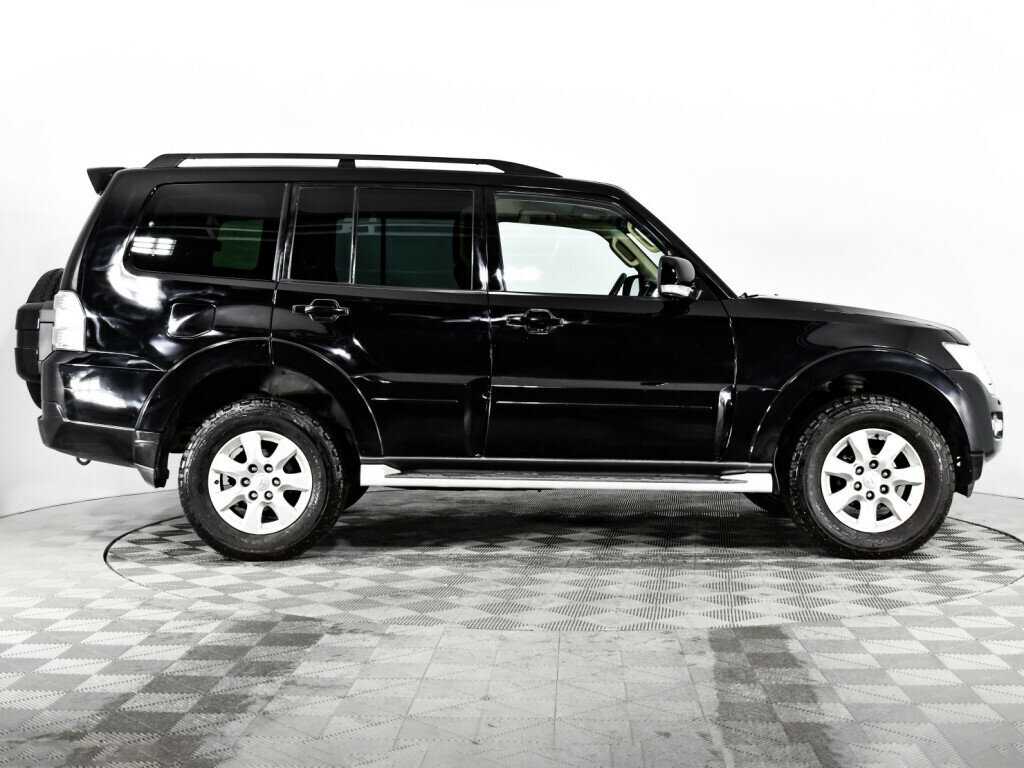 Mitsubishi Pajero б/у, 2014, Автоматическая. Фото: #3