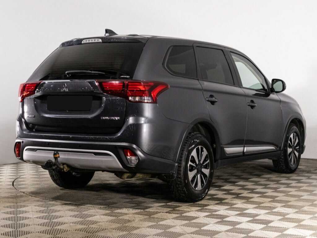 Mitsubishi Outlander б/у, 2019, Вариатор. Фото: #4