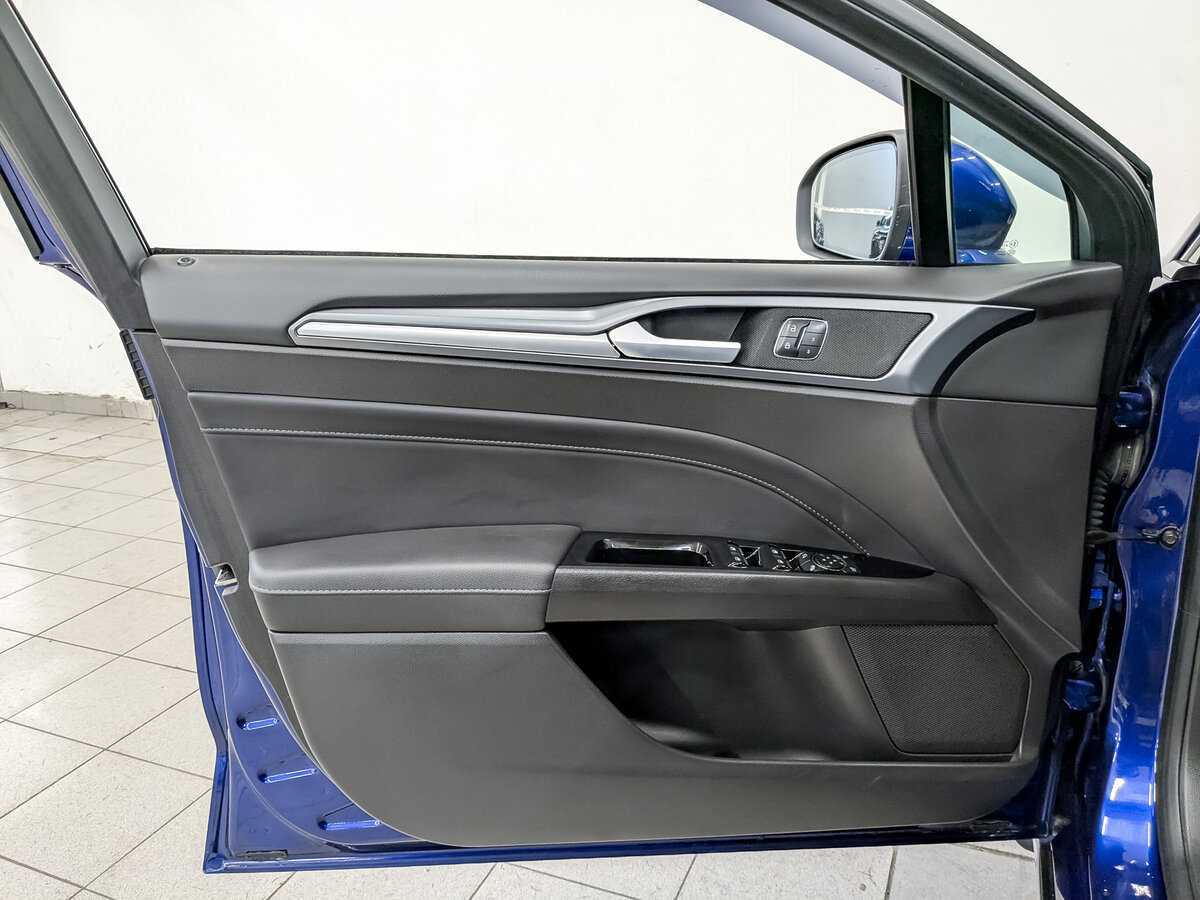 Ford Mondeo б/у, 2017, Автоматическая. Фото: #17