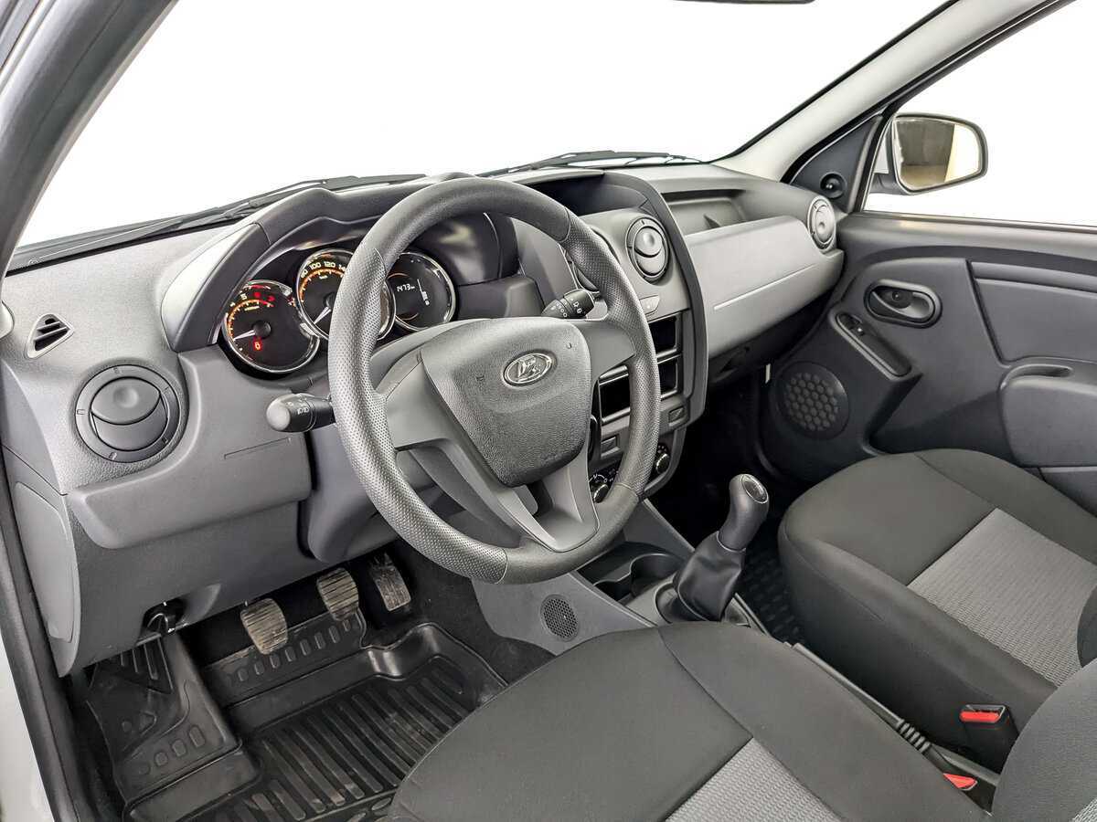 Lada (ВАЗ) Largus б/у, 2024, Механическая. Фото: #15