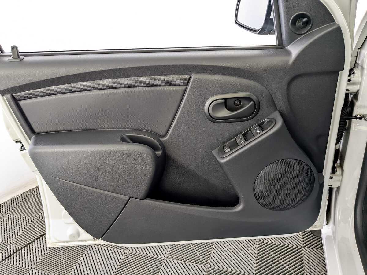 Lada (ВАЗ) Largus б/у, 2024, Механическая. Фото: #16