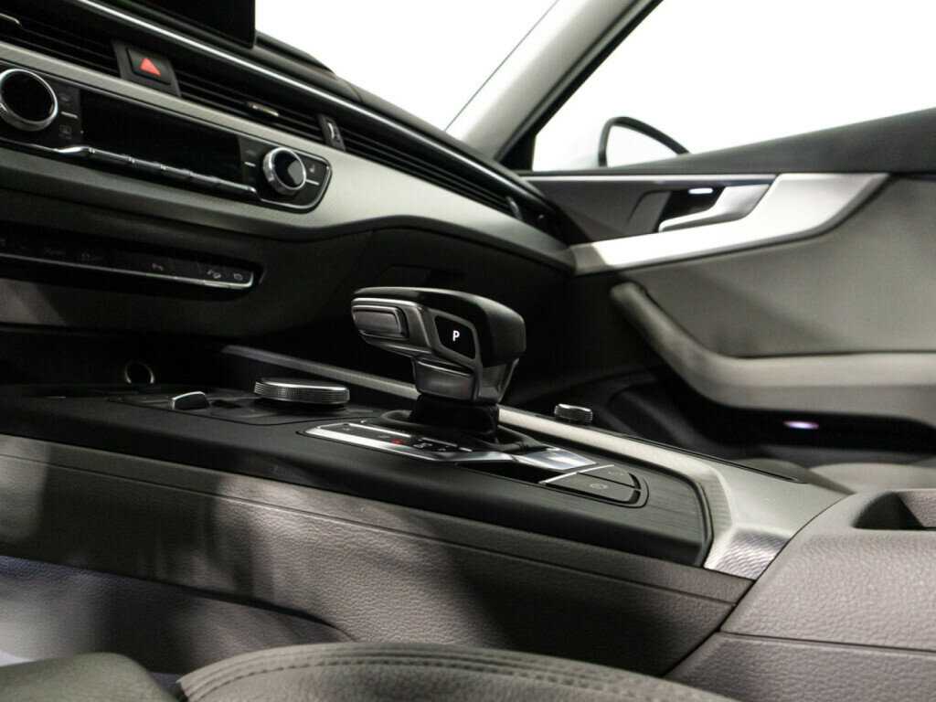 Audi A4 б/у, 2015, Роботизированная. Фото: #18