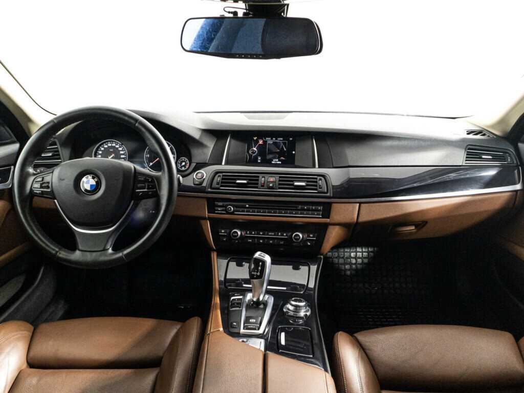 BMW 5 серии б/у, 2015, Автоматическая. Фото: #12