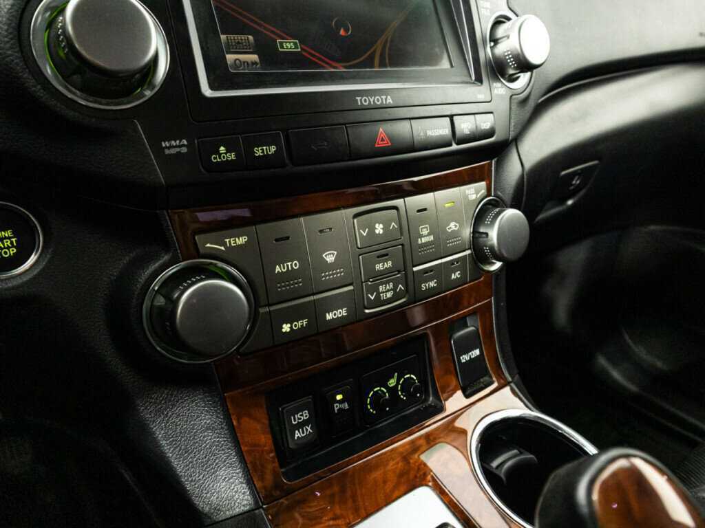 Toyota Highlander б/у, 2012, Автоматическая. Фото: #17