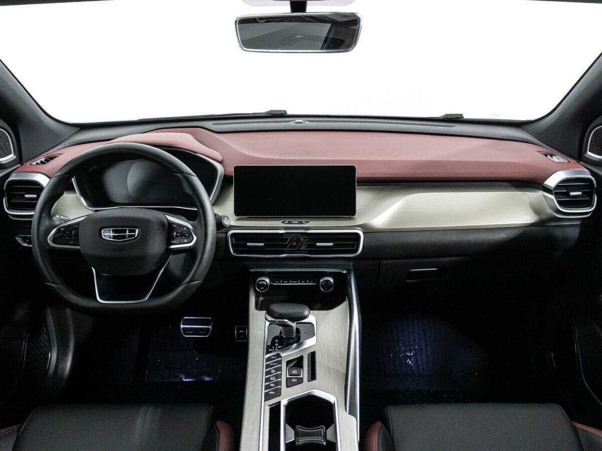 Geely Coolray б/у, 2023, Роботизированная. Фото: #12