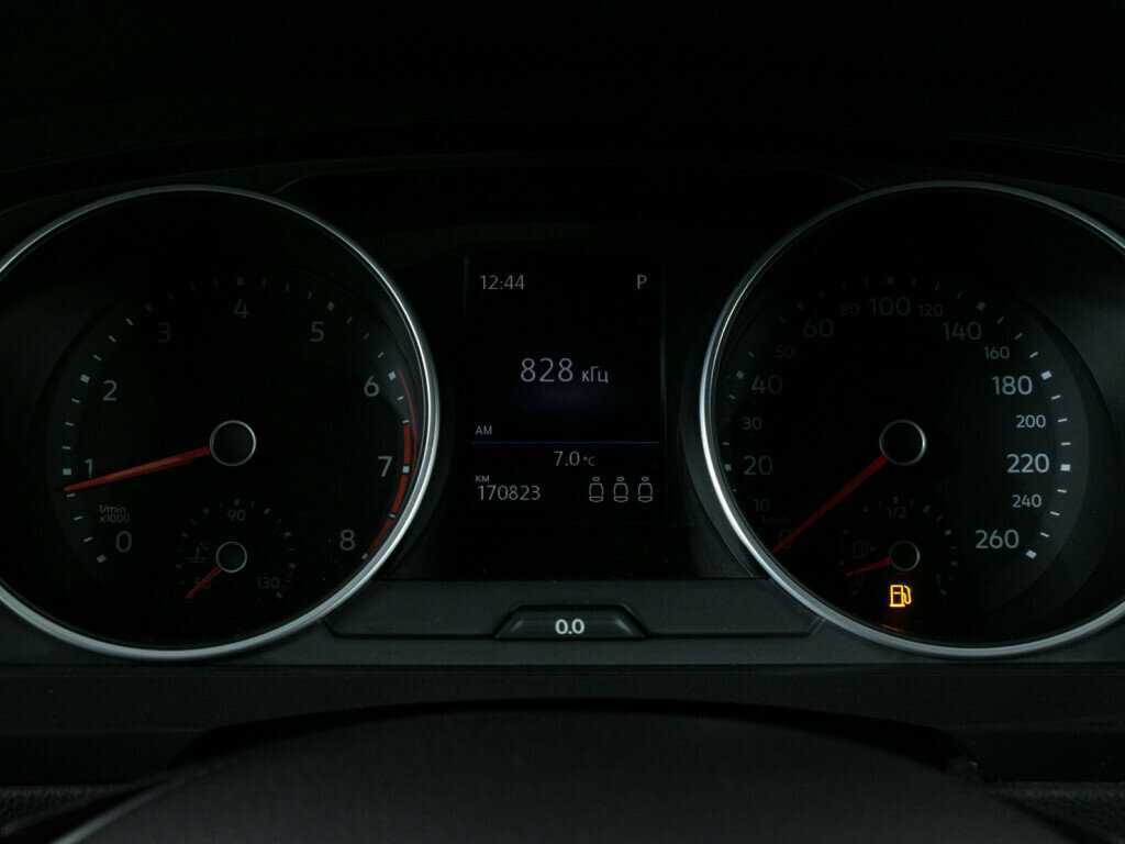 Volkswagen Tiguan б/у, 2018, Роботизированная. Фото: #11