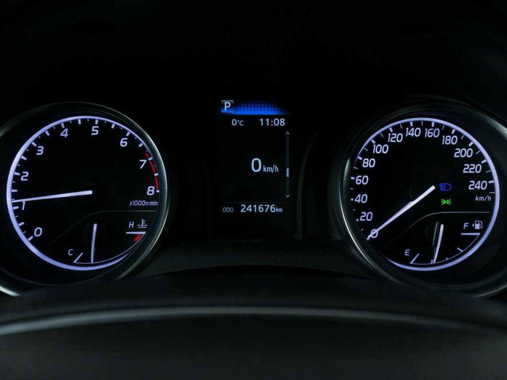 Toyota Camry б/у, 2021, Автоматическая. Фото: #9