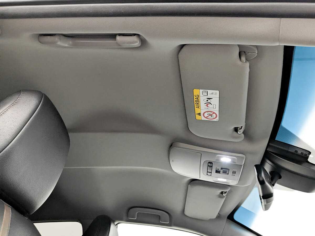 Toyota Camry б/у, 2019, Автоматическая. Фото: #20