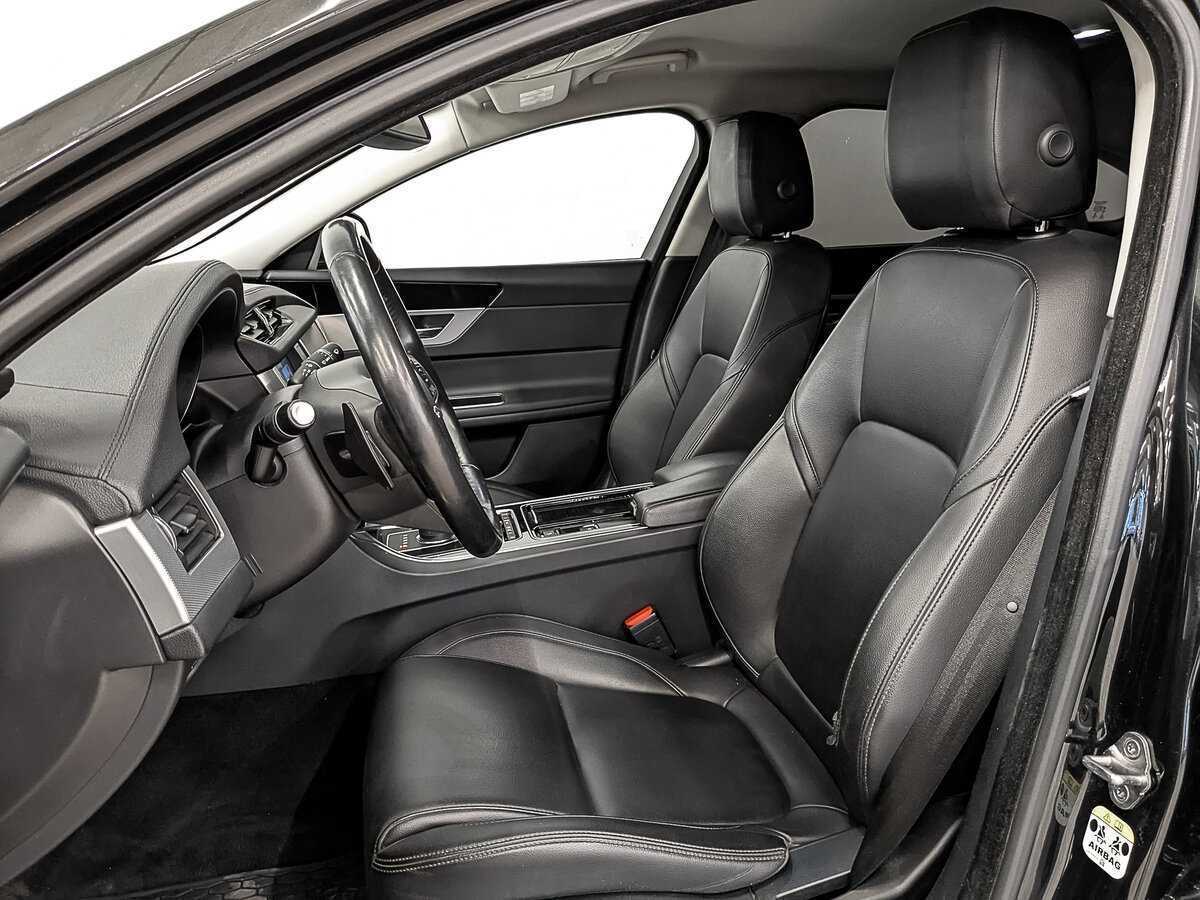 Jaguar XF б/у, 2017, Автоматическая. Фото: #17