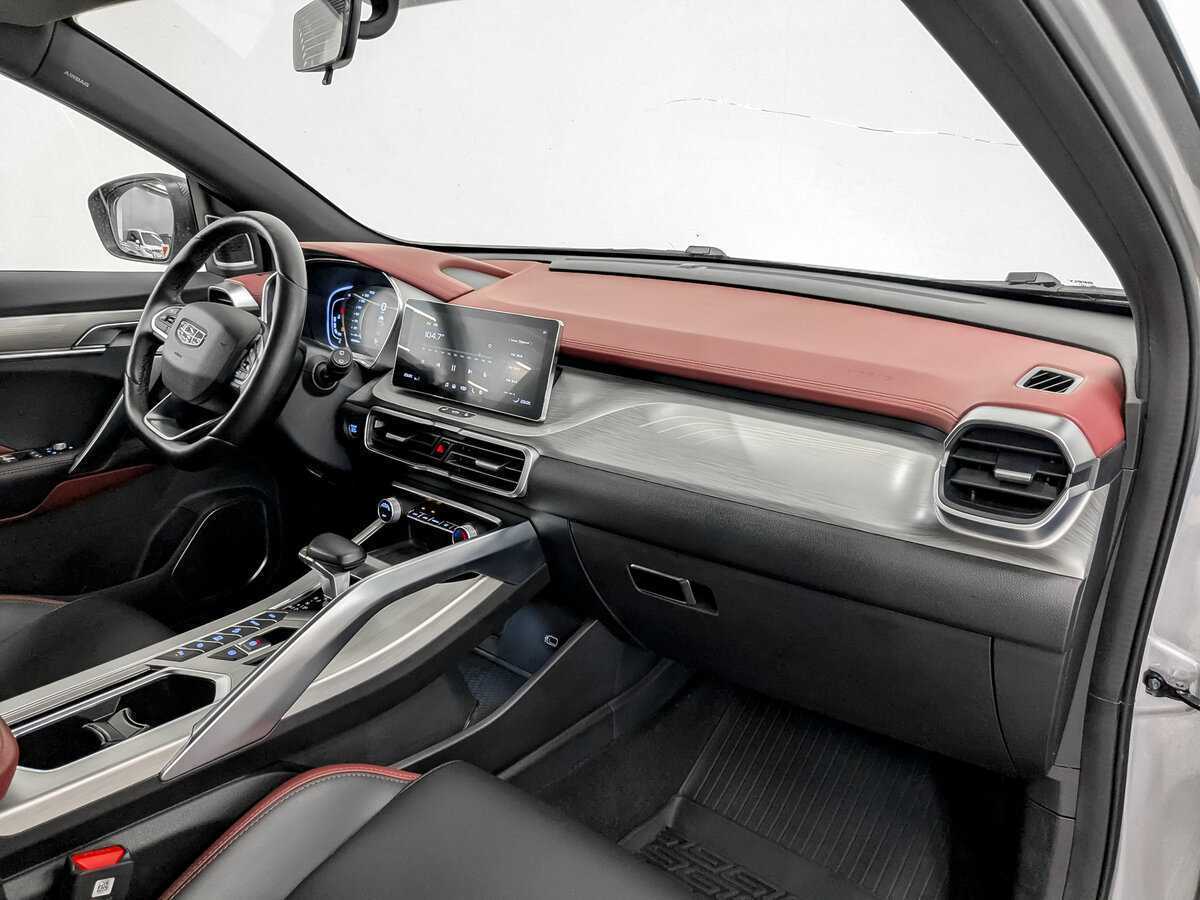 Geely Coolray б/у, 2023, Роботизированная. Фото: #10