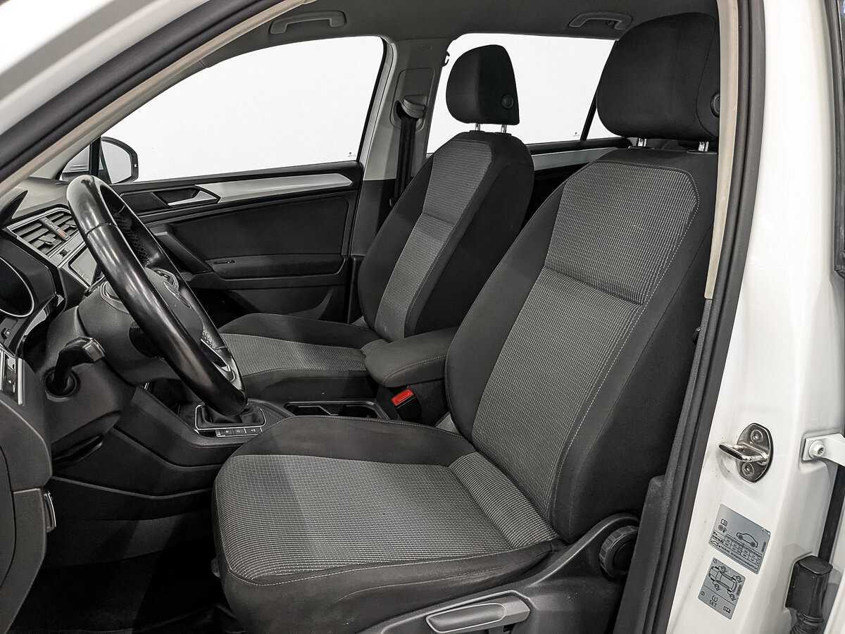 Volkswagen Tiguan б/у, 2021, Роботизированная. Фото: #17