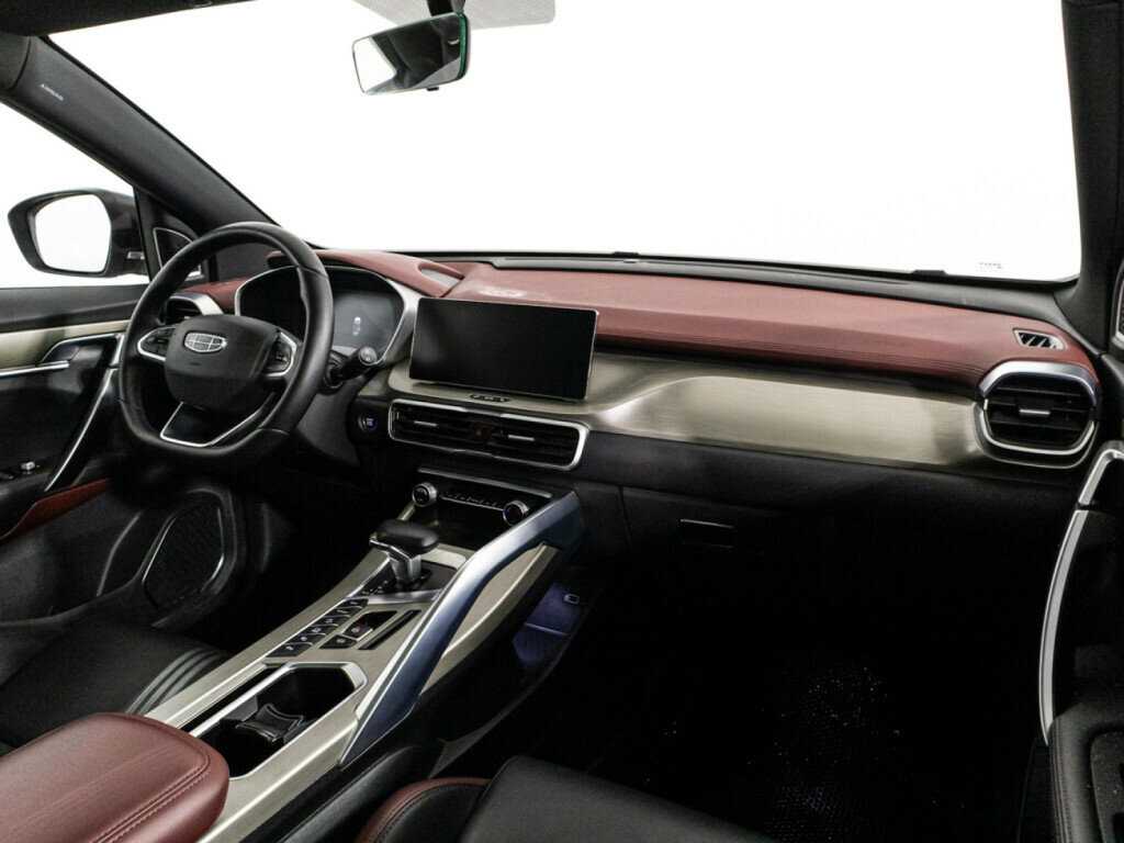 Geely Coolray б/у, 2023, Роботизированная. Фото: #8