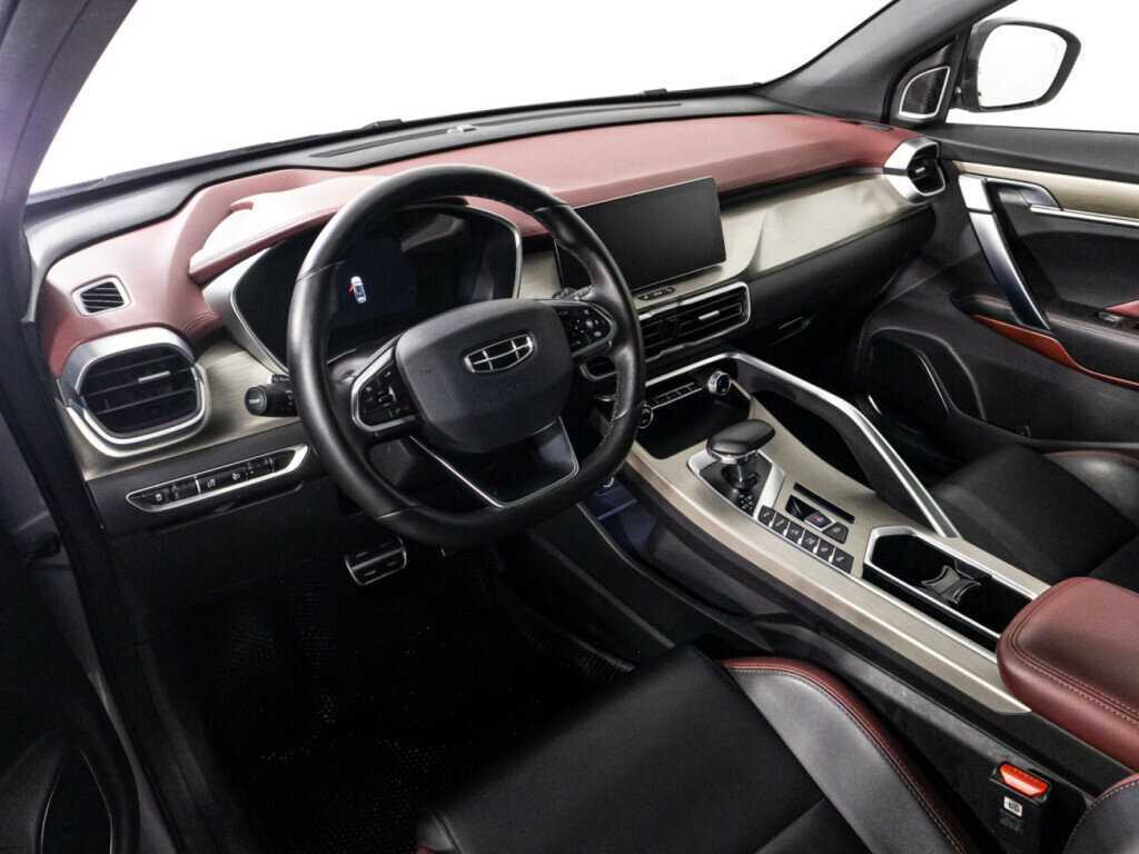 Geely Coolray б/у, 2023, Роботизированная. Фото: #10