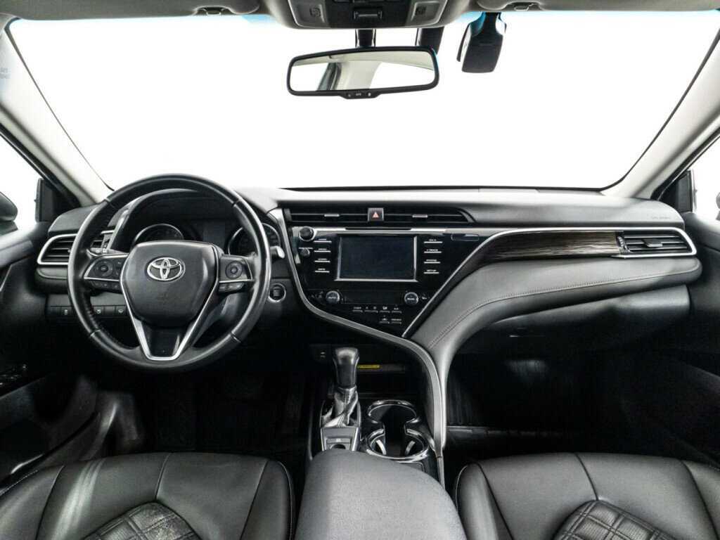 Toyota Camry б/у, 2018, Автоматическая. Фото: #12