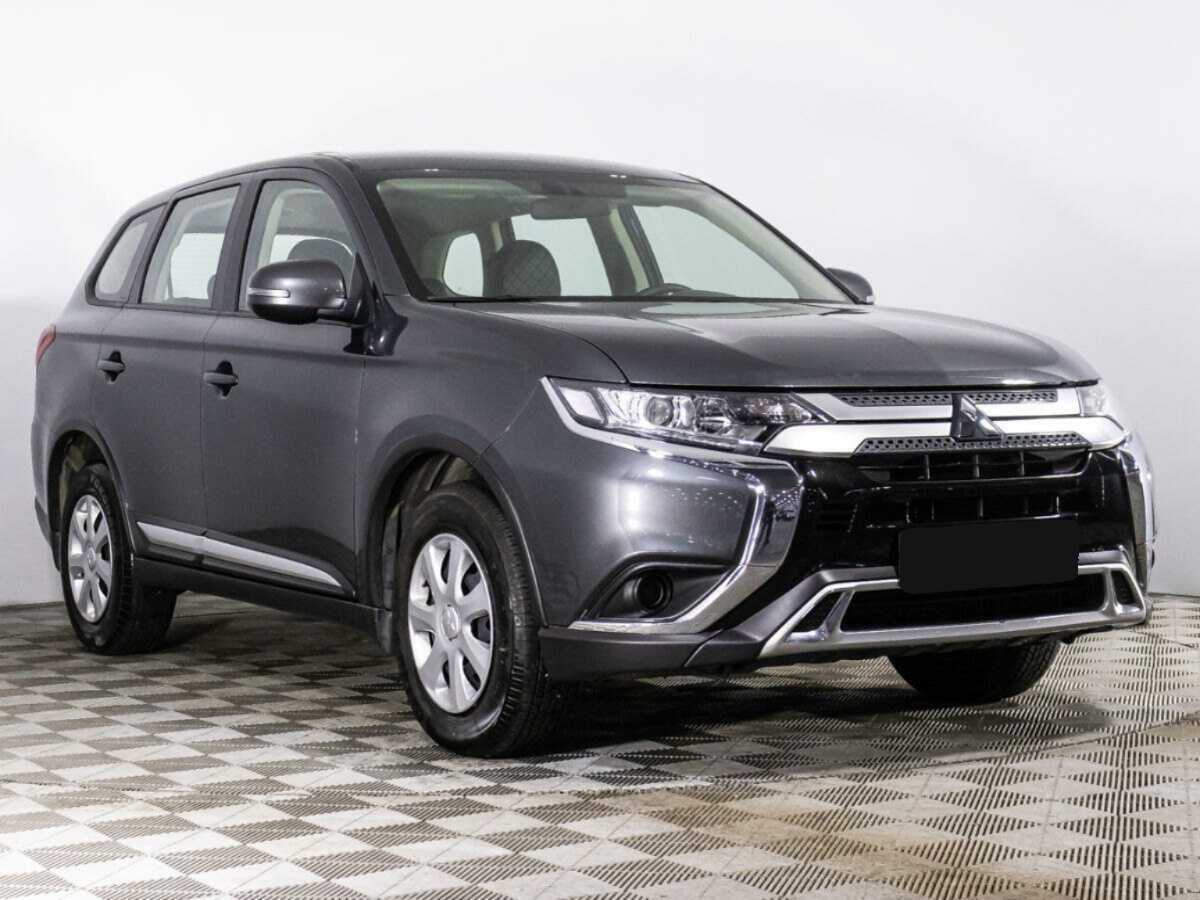 Mitsubishi Outlander б/у, 2021, Вариатор. Фото: #2