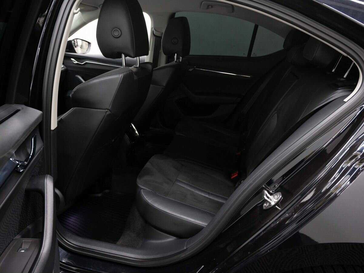 Skoda Octavia б/у, 2020, Автоматическая. Фото: #8