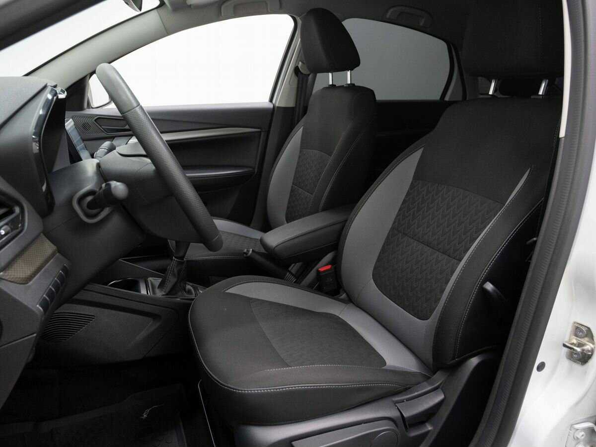 Lada (ВАЗ) Vesta б/у, 2023, Механическая. Фото: #8