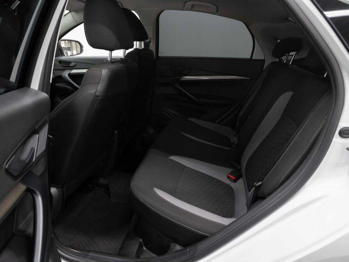 Lada (ВАЗ) Vesta б/у, 2023, Механическая. Фото: #9