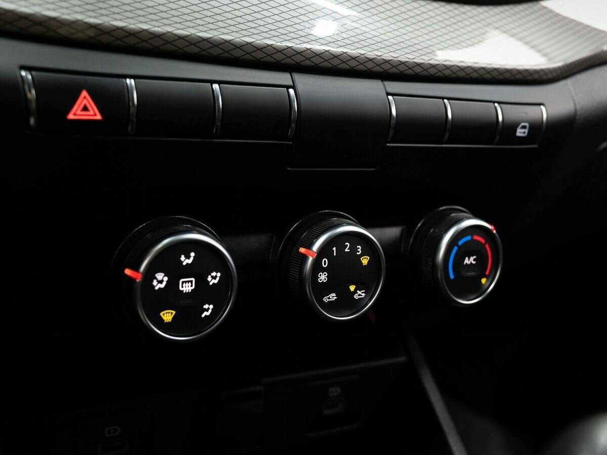 Lada (ВАЗ) Vesta б/у, 2023, Механическая. Фото: #19