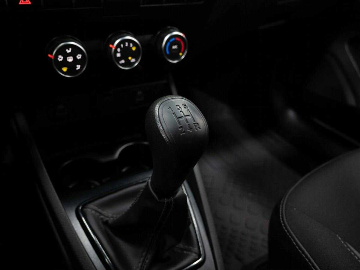 Lada (ВАЗ) Vesta б/у, 2023, Механическая. Фото: #20