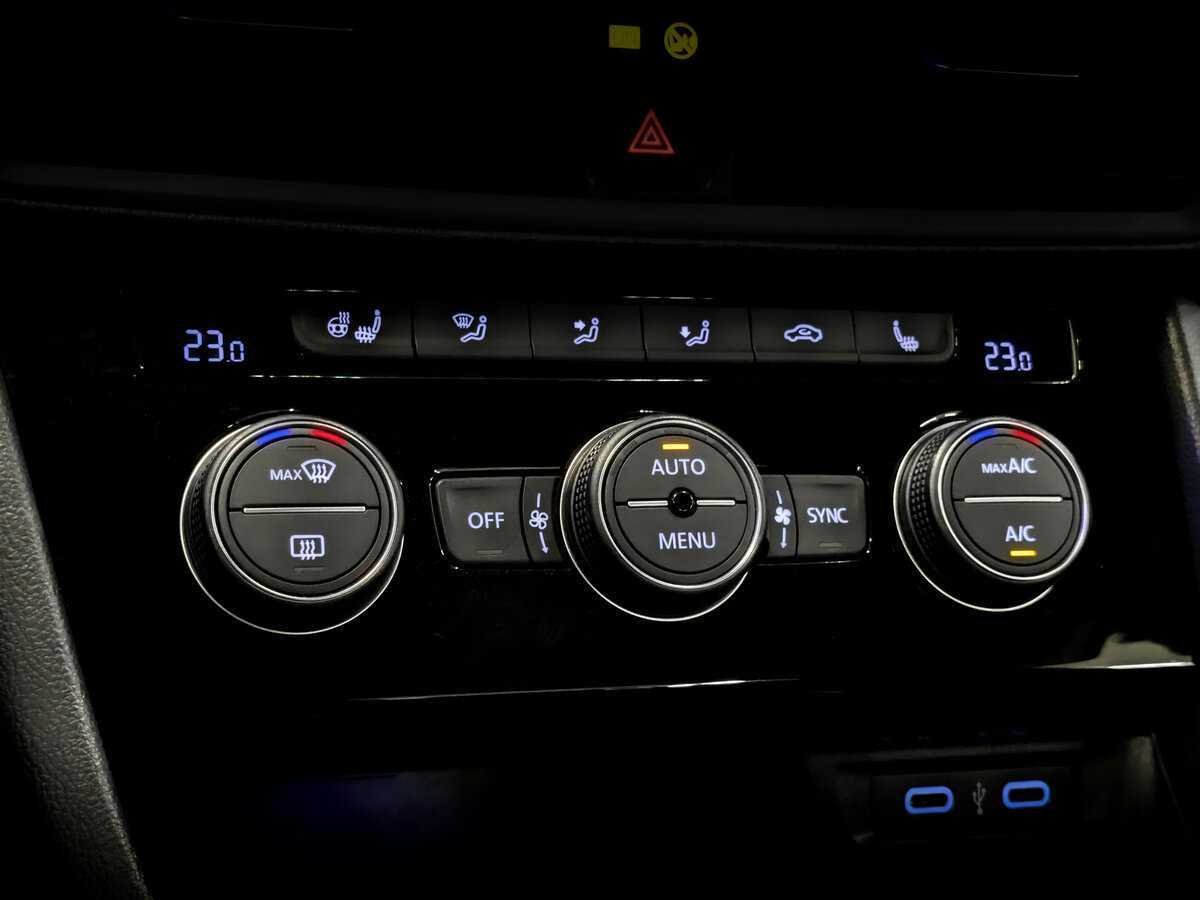 Volkswagen Jetta б/у, 2020, Автоматическая. Фото: #24